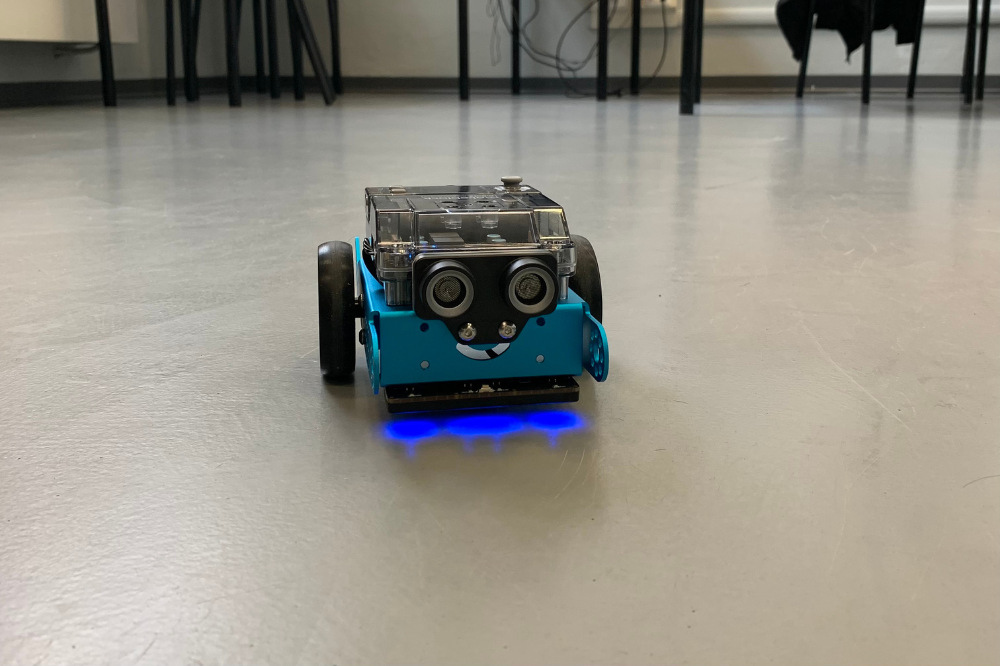 Alla scoperta dell'intelligenza artificiale con mBot2 - Curno